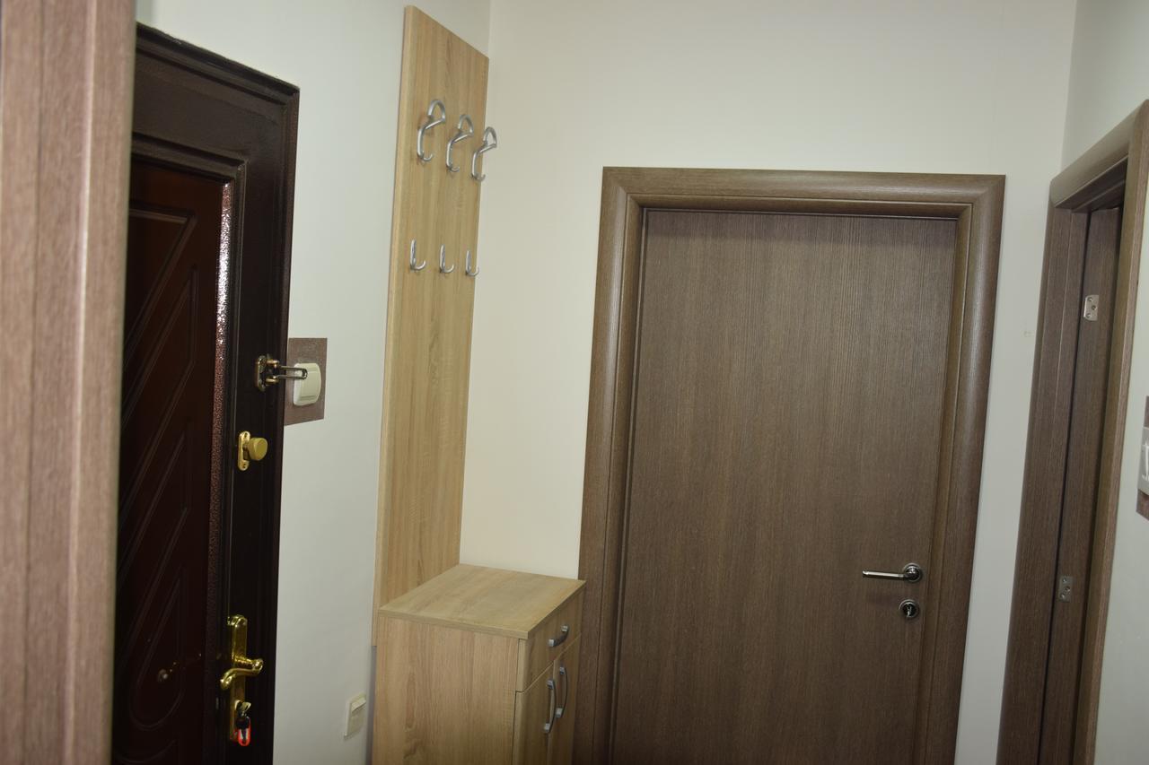 Comfort Inn Apartment 2 Novi Pazar Esterno foto